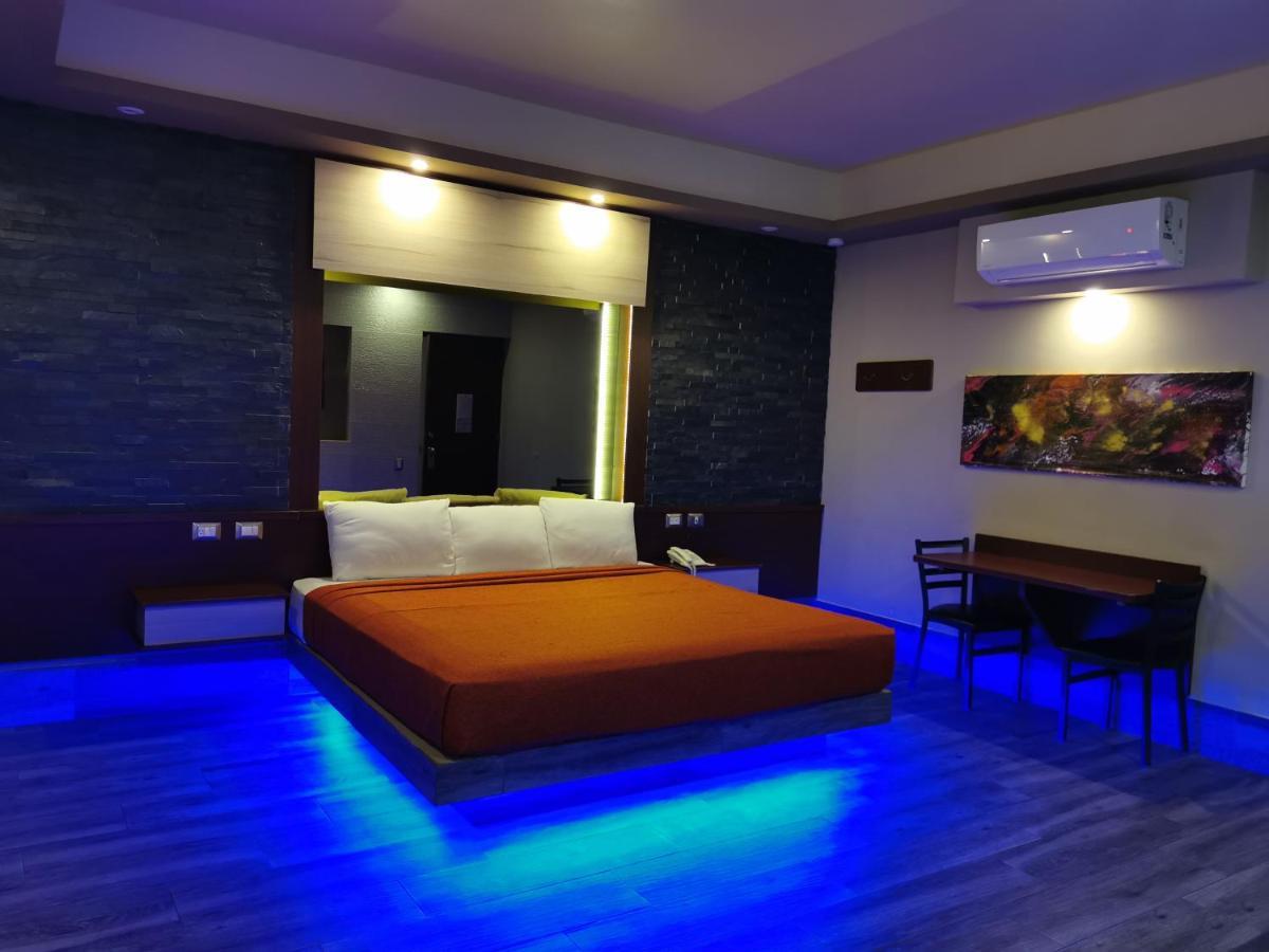 Hotel Plaza Arteaga Monterrey Buitenkant foto
