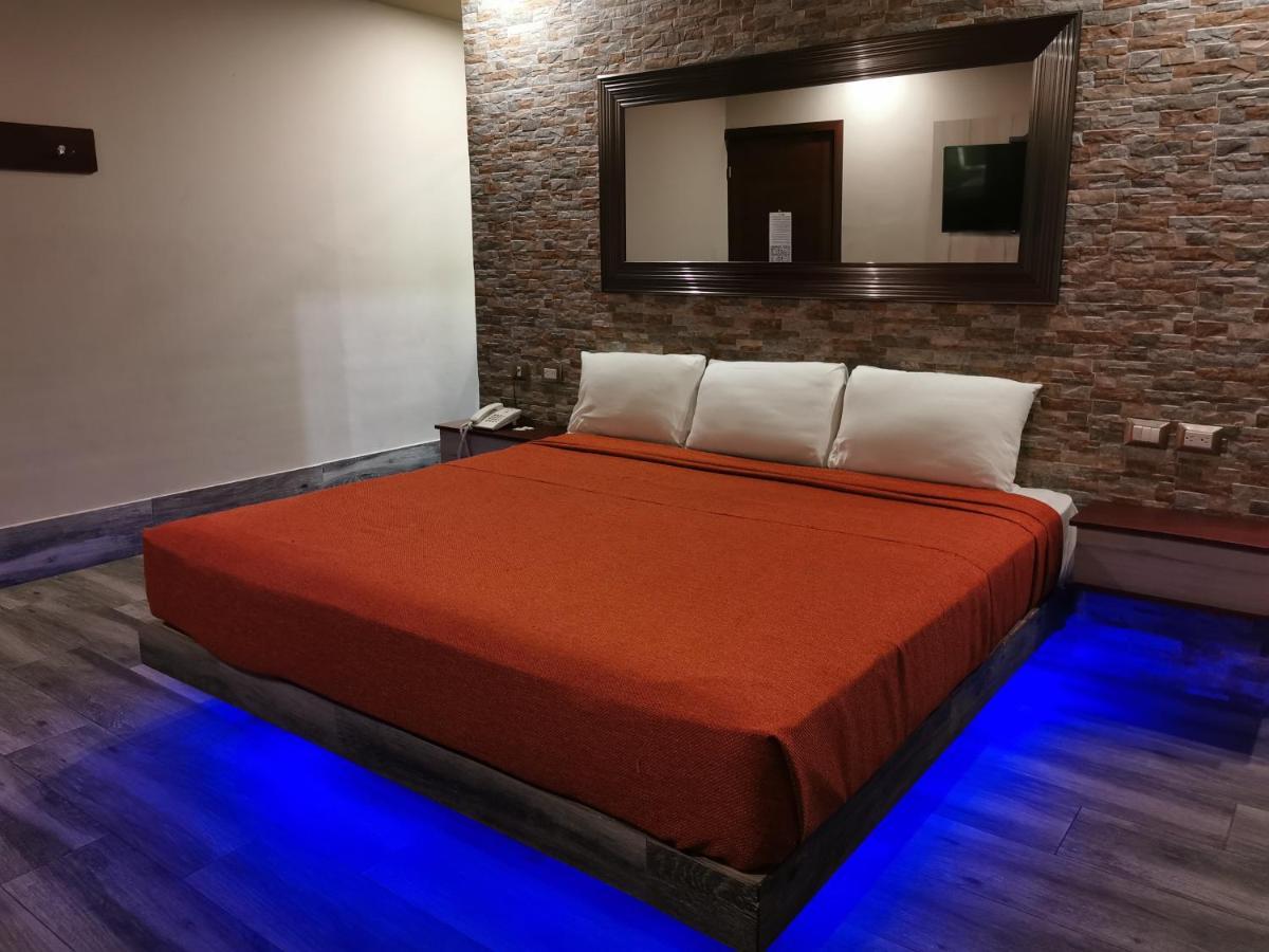 Hotel Plaza Arteaga Monterrey Buitenkant foto