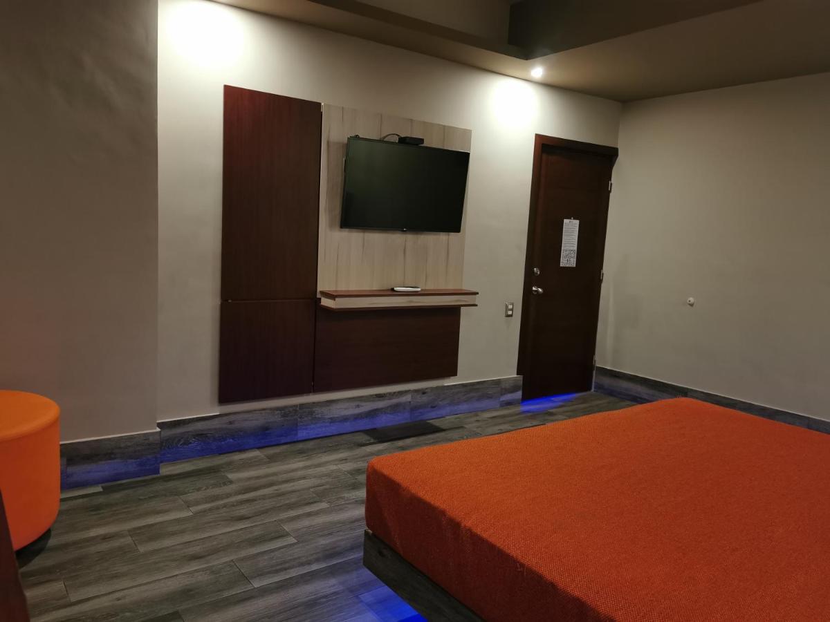 Hotel Plaza Arteaga Monterrey Buitenkant foto