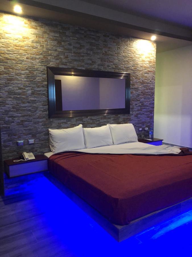 Hotel Plaza Arteaga Monterrey Buitenkant foto