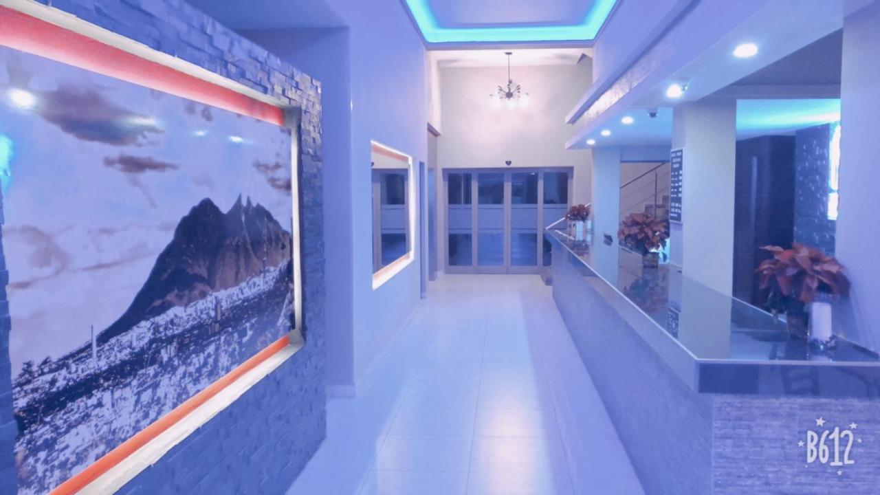 Hotel Plaza Arteaga Monterrey Buitenkant foto