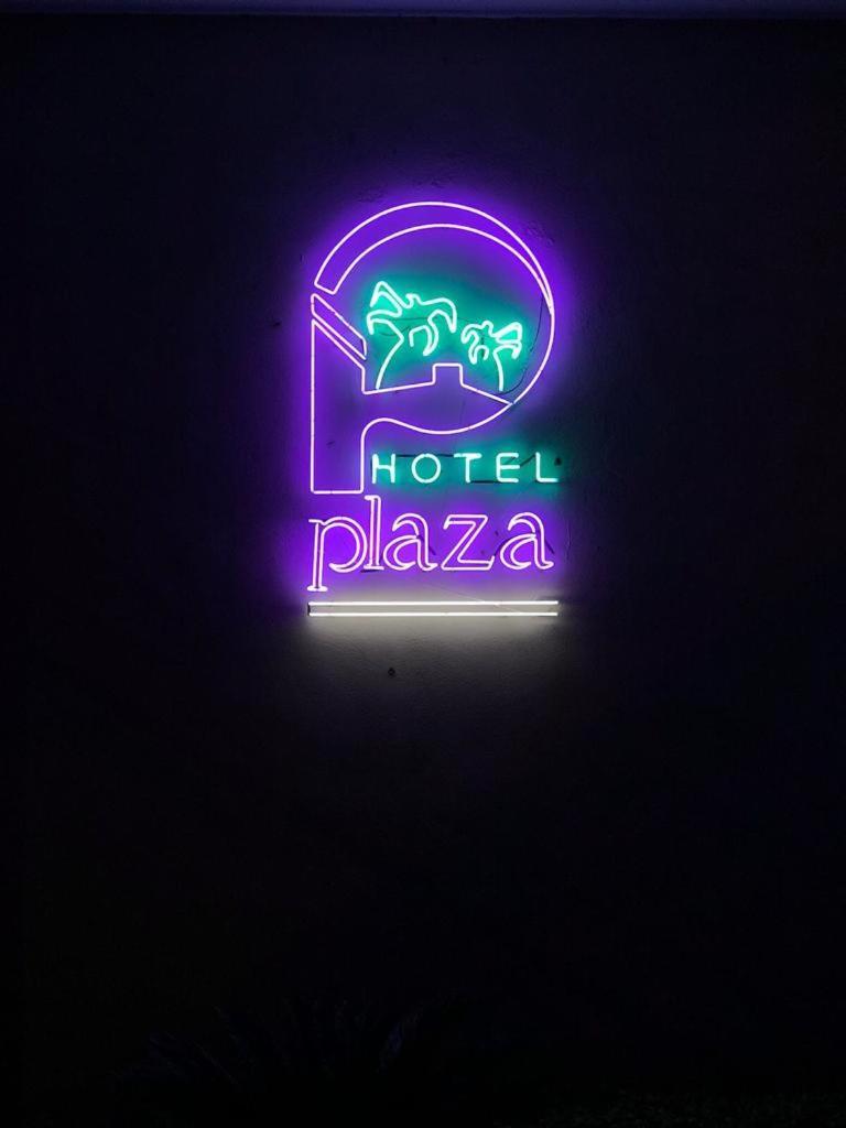 Hotel Plaza Arteaga Monterrey Buitenkant foto
