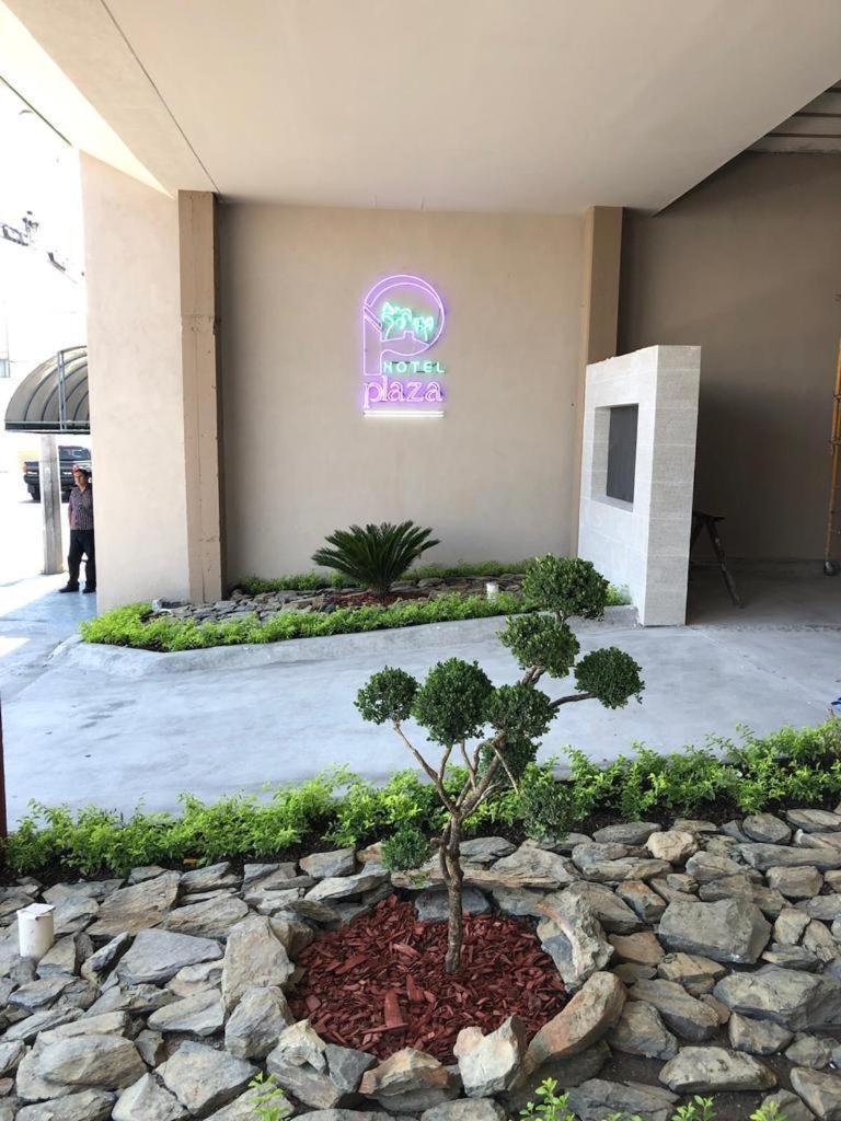 Hotel Plaza Arteaga Monterrey Buitenkant foto
